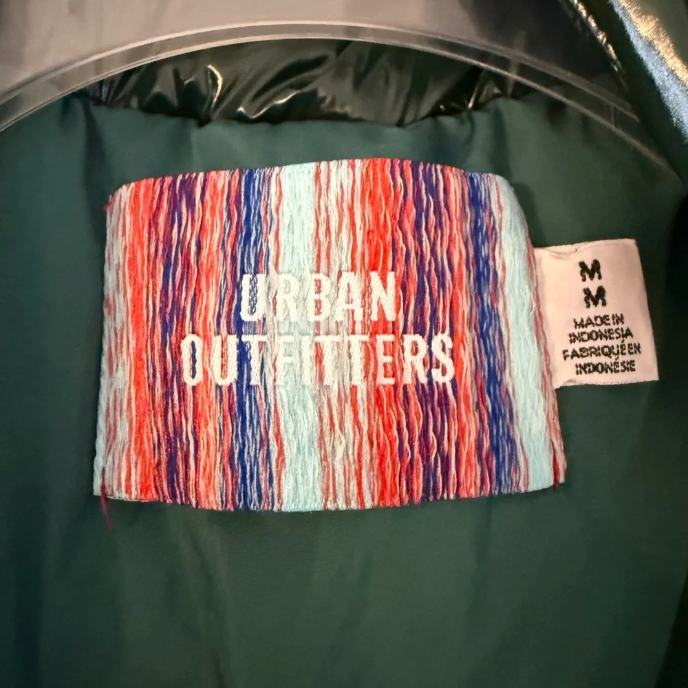 Urban Outfitters Mila Longline Parka Jacket in Green. Size Medium - Picture 5 of 11